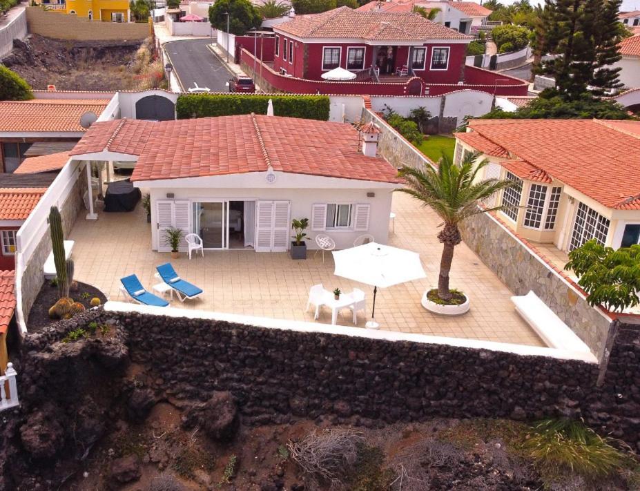 Beachfront Villa And Pool Puerto de Santiago  Exteriér fotografie
